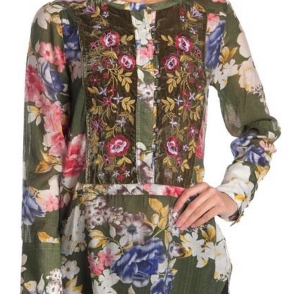 Aratta silent journey green embroidered floral top med - Picture 2 of 7